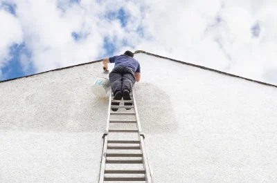 Peinture extérieure aux Croûtes — façades et ravalement